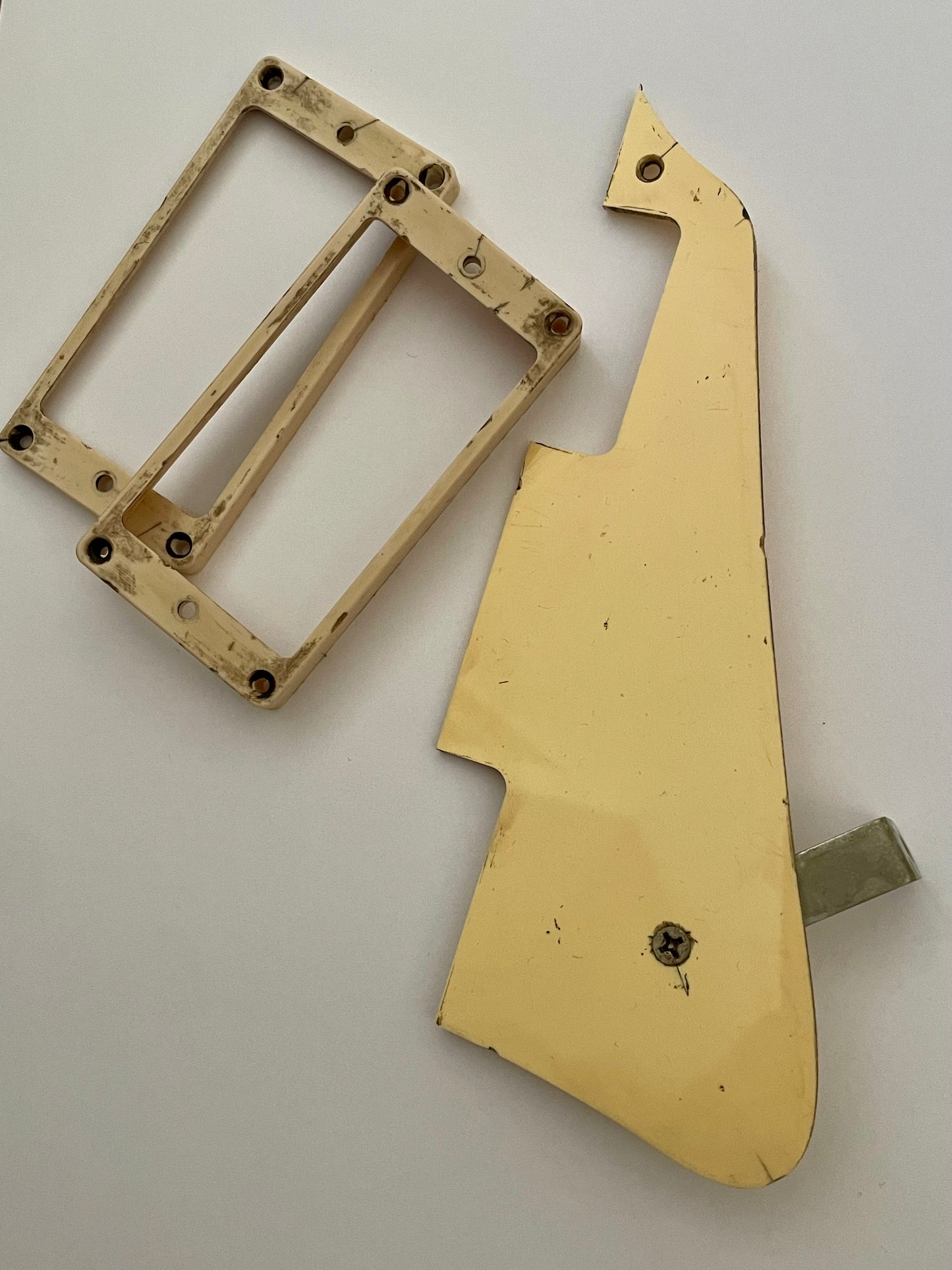 Aged Les Paul Pickguard and historic rings set, CREAM, for Gibson Les Paul Historic, 59 Parts