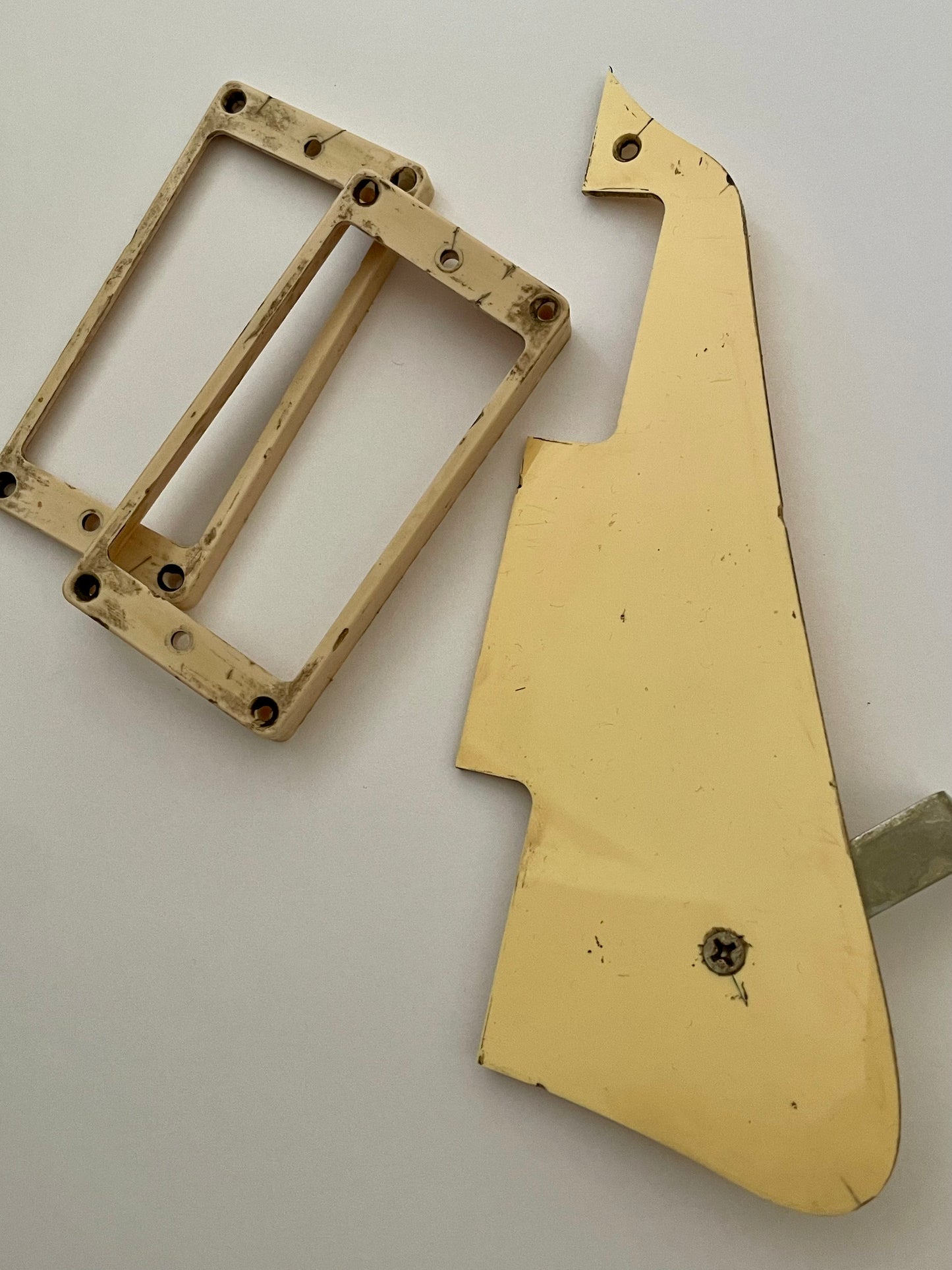 Aged Les Paul Pickguard and historic rings set, CREAM, for Gibson Les Paul Historic, 59 Parts