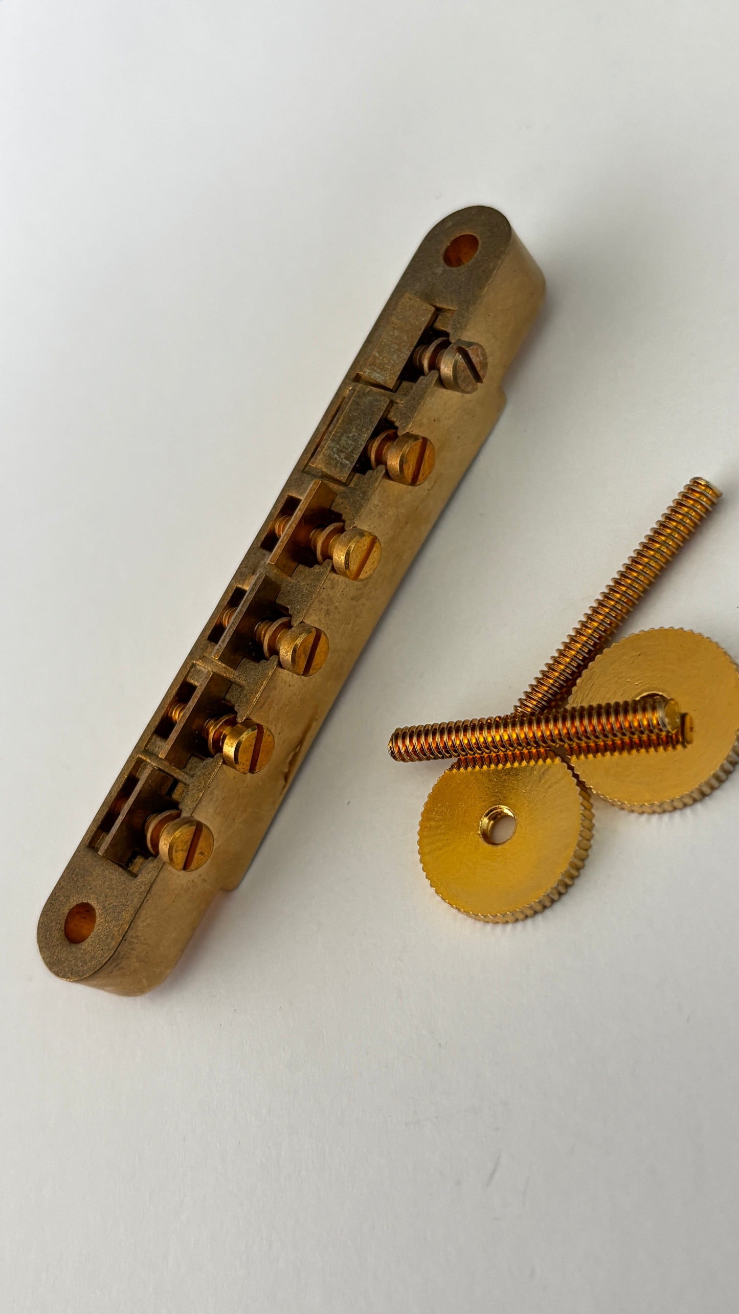 Aged Gold ABR-1 no-wire Bridge Historic Collection for Gibson guitars, Les Paul – Relic