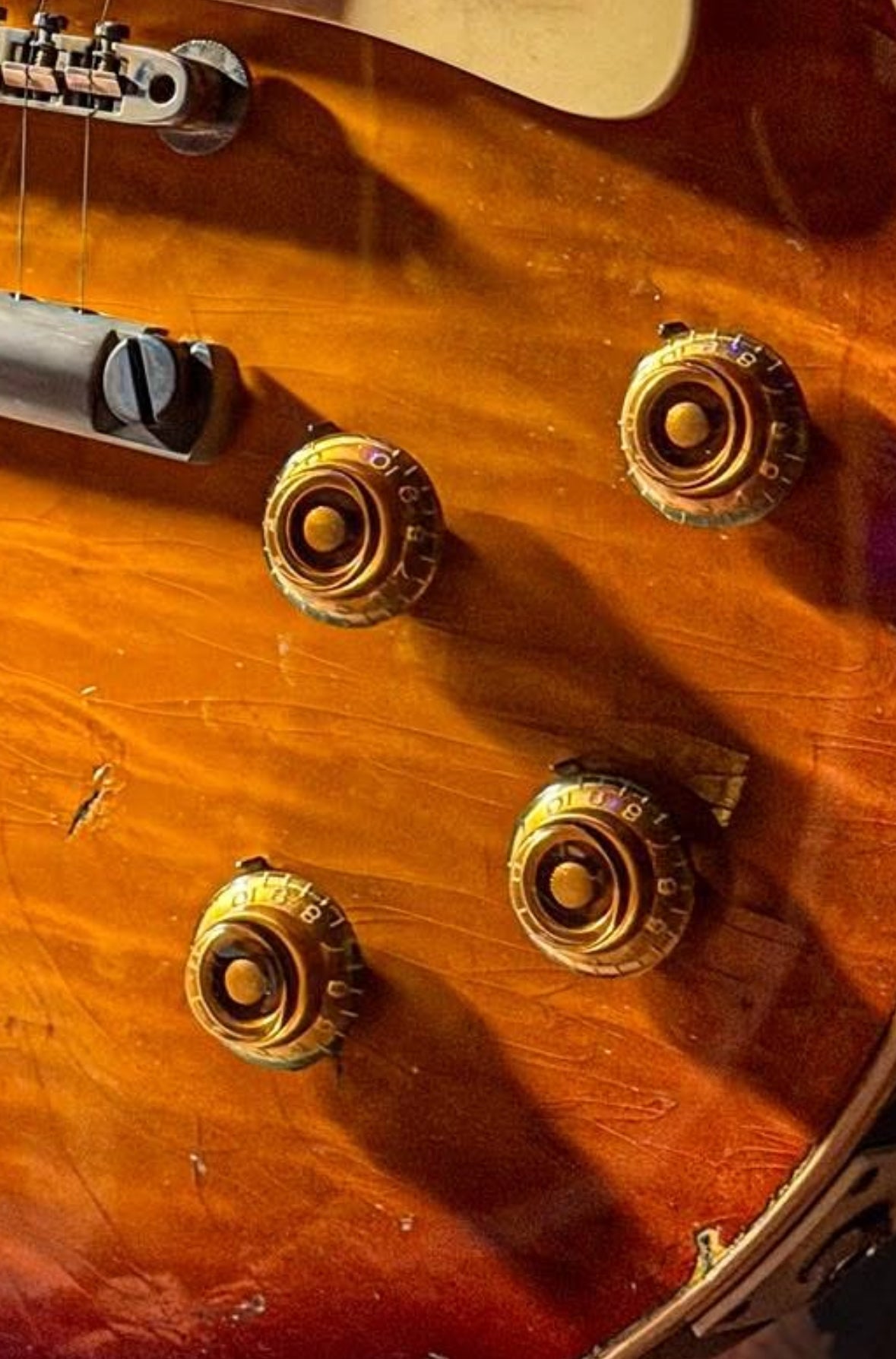 Aged Top Hat knobs gold, US size, Gibson, set of 4 – 59 Parts