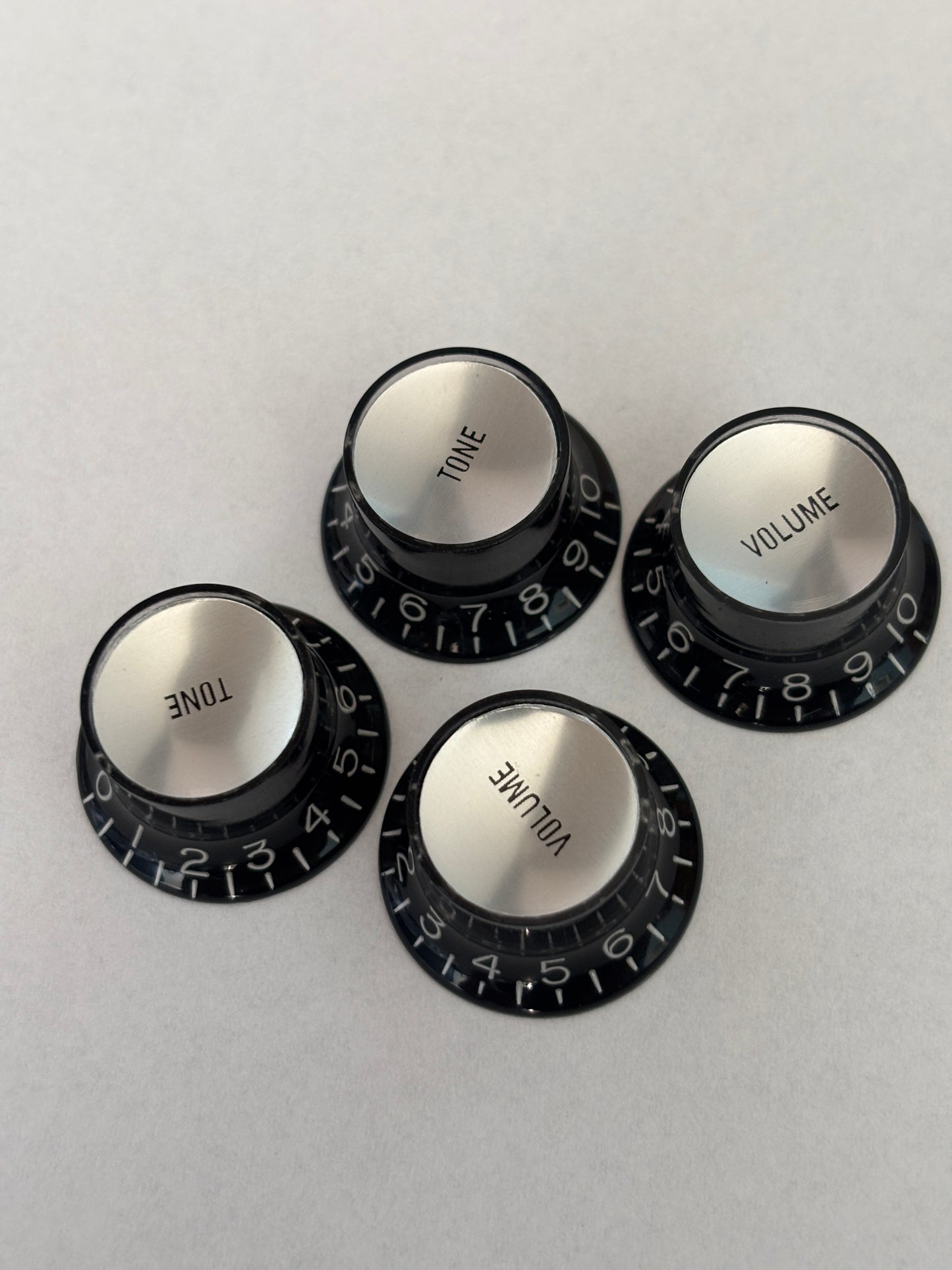 Reflector knobs black/silver, set of 4, US Size, new
