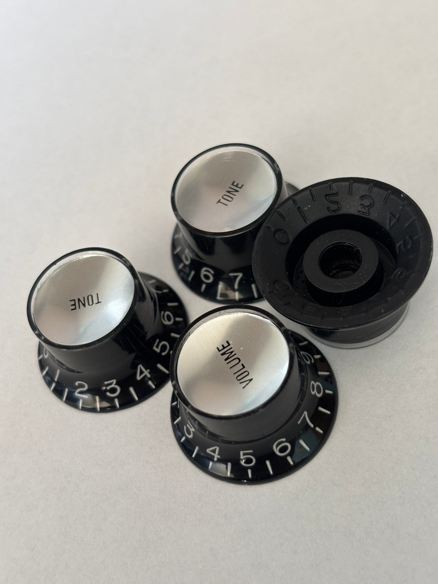 Reflector knobs black/silver, set of 4, US Size, new