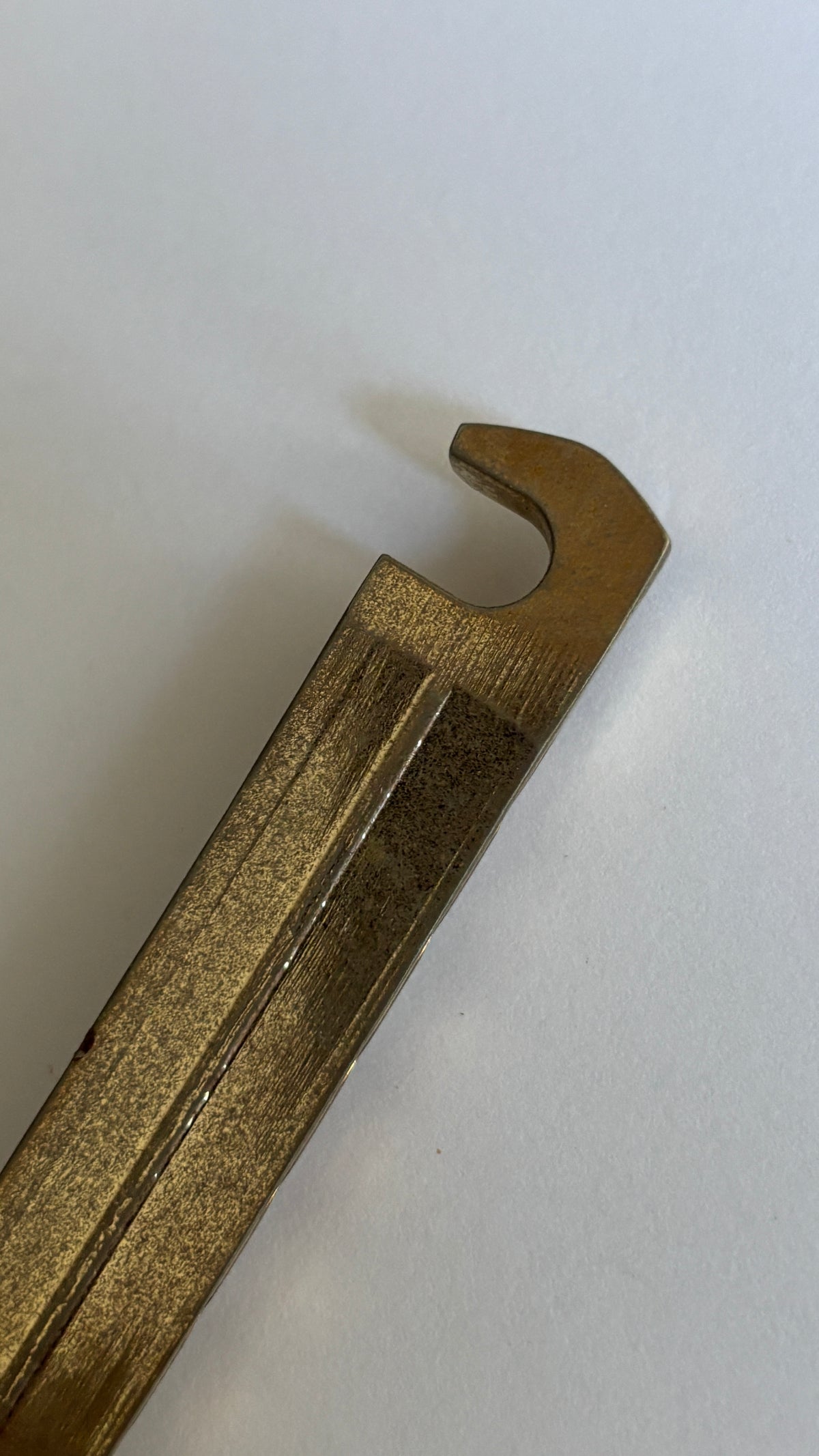 Aged Gold lightweight tailpiece w/posts, Gibson Historic stoptail, relic
