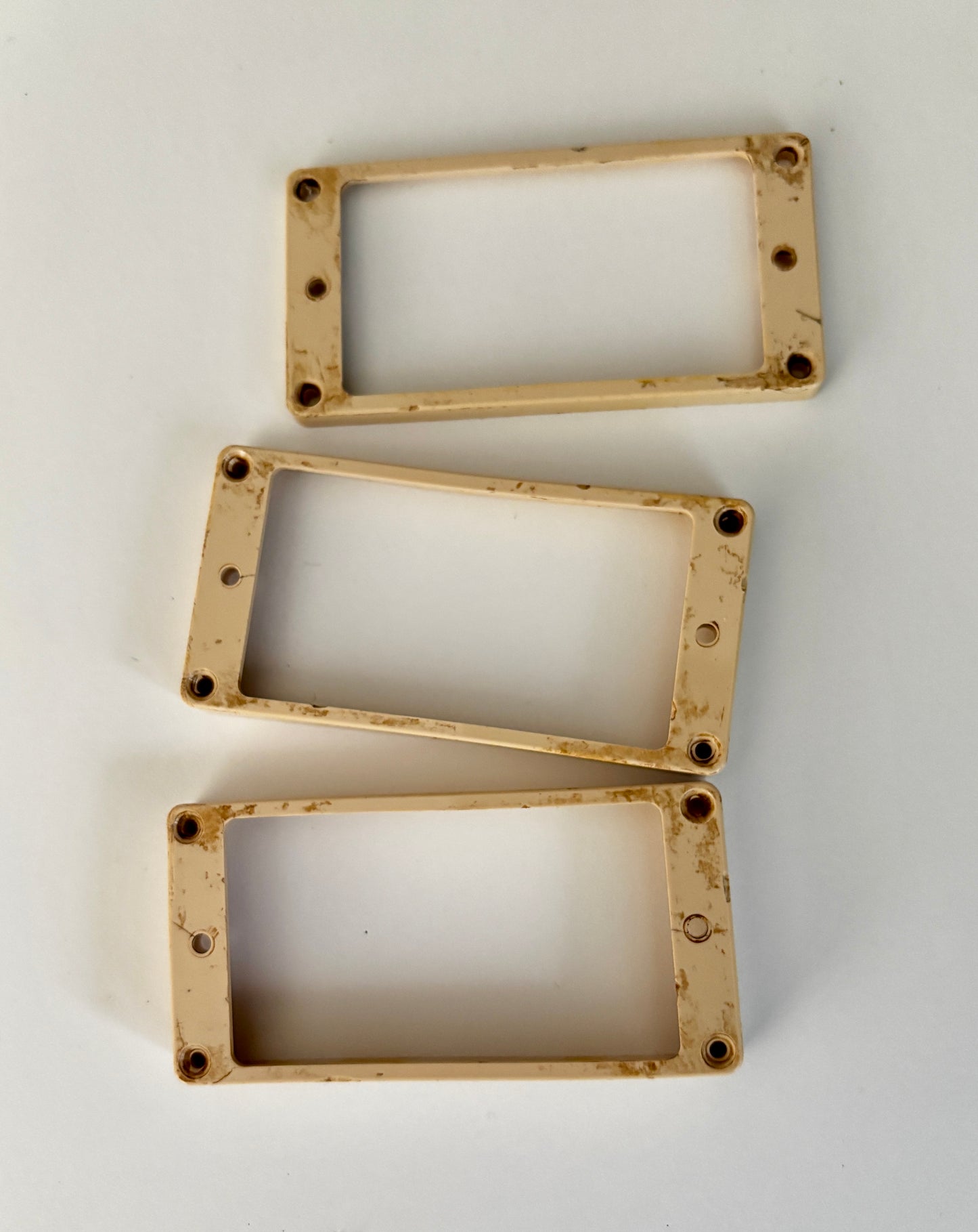 Aged Les Paul 3 Pickup Rings set CAB CREAM Gibson Historic M69 rings, 59 Parts (kopia)
