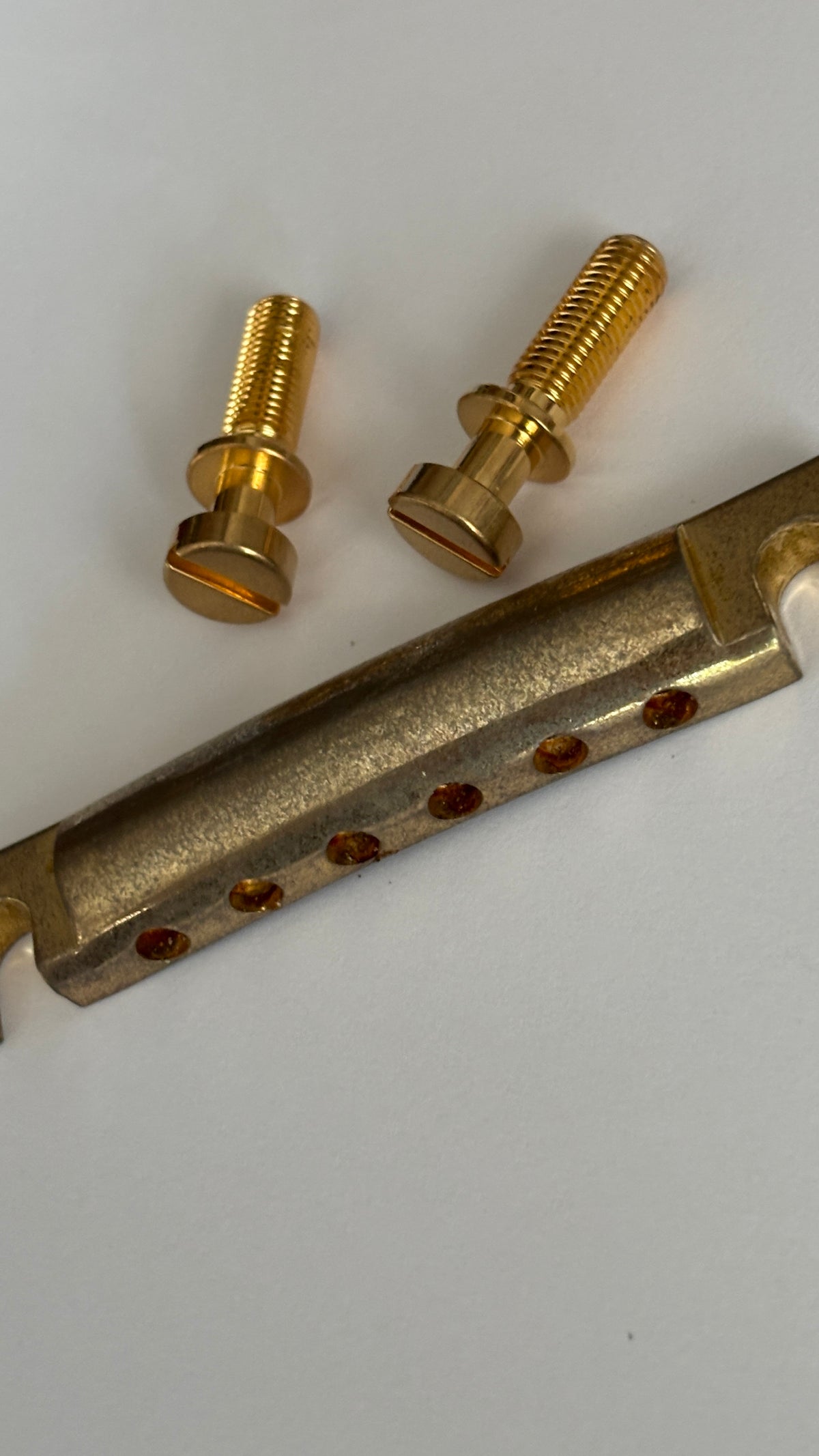 Aged Gold lightweight tailpiece w/posts, Gibson Historic stoptail, relic