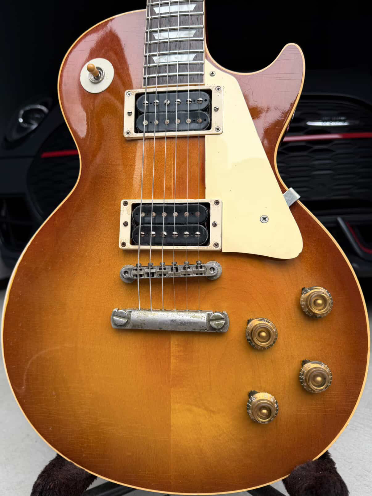 Gibson アクセサリーセット Aged set for Gibson guitars, Les Paul - Pickguard, Pickup rings